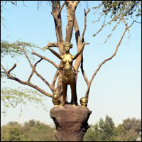 Monumeto a la Bruja de Cachiche